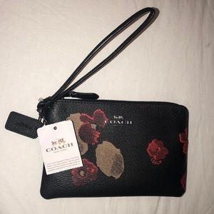 Coach Halftone Wristlet NEW WITH TAGS